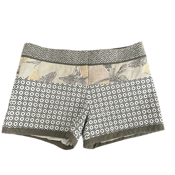 Tory Burch Pants - Tory Burch Ninian Embroidered Shorts Size 10